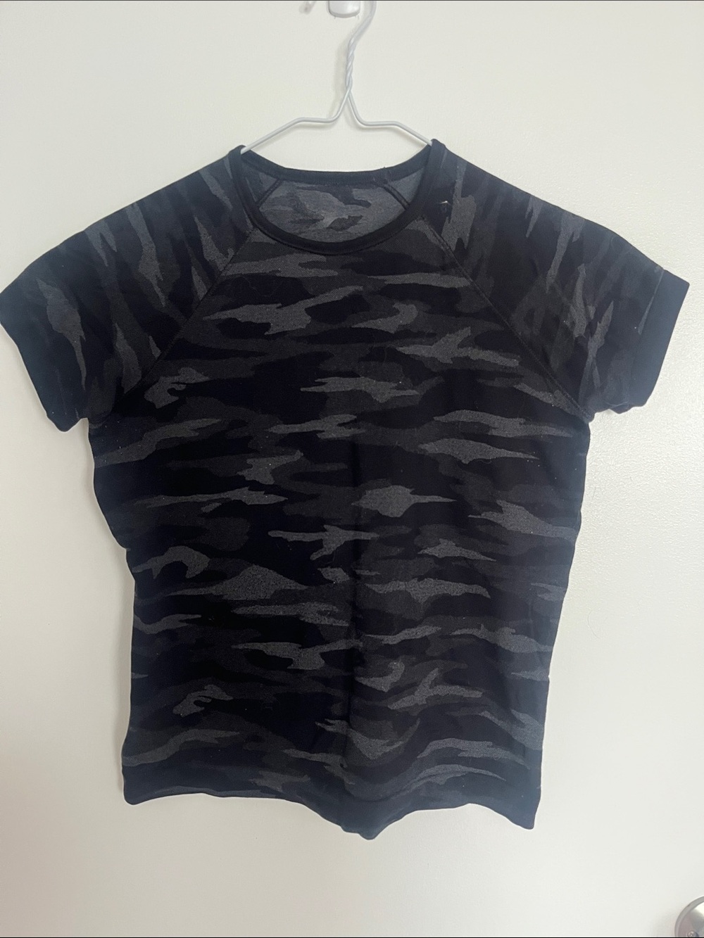 Fitted Athletic tee